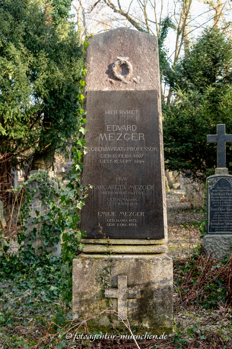 Prof. Eduard Mezger