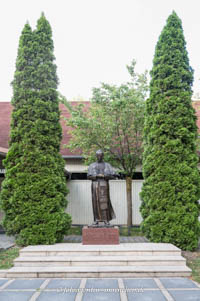 Statue - Blaženi Alojzije Stepinac