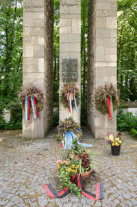 Gerhard Willhalm – KZ-Friedhof - Neumarkt in der Oberpfalz