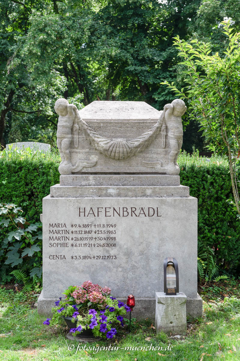 Centa Hafenbrädl