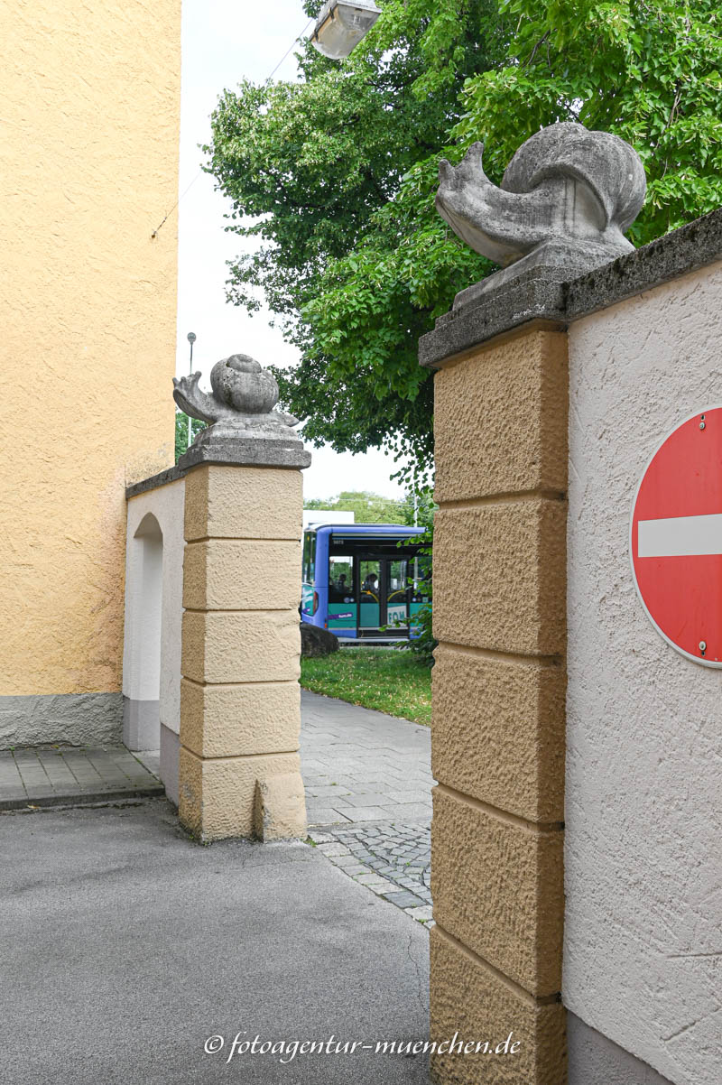 Zwei große Schnecken – Denkmal/Kunstwerk in München