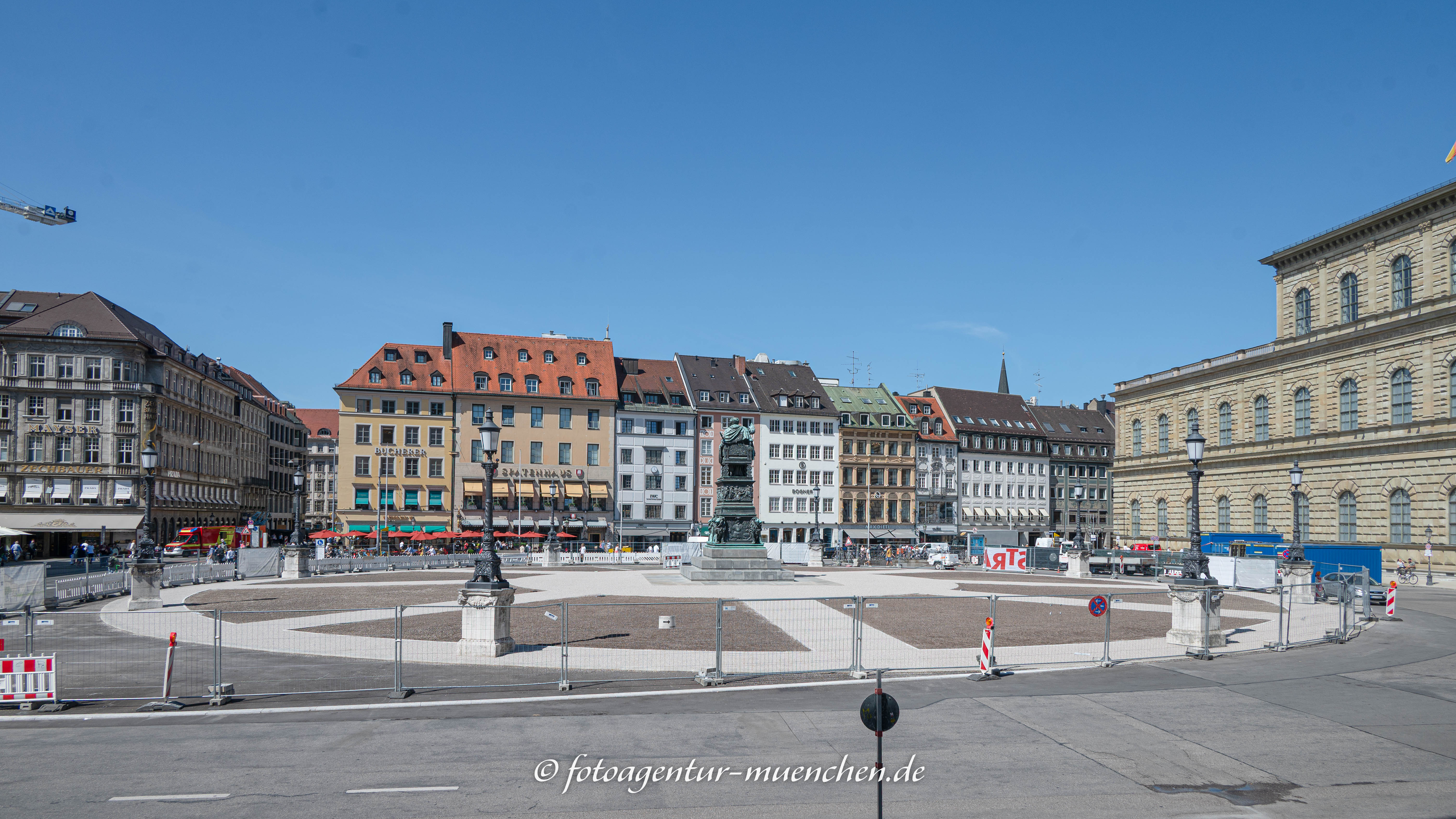Max-Joseph-Platz