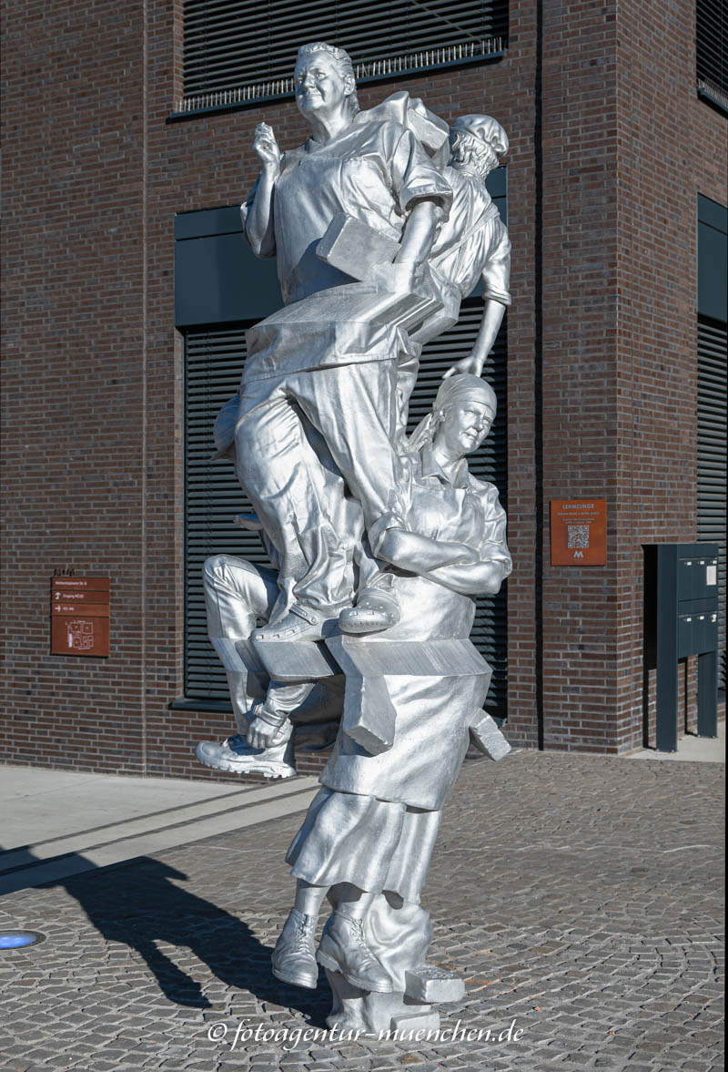Lehmzunge - Wakil Mitra, Hesse Fabian – Denkmal/Kunstwerk in München