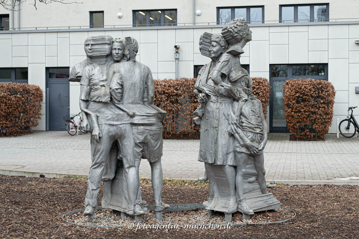 Westpark Clouds - Wakil Mitra, Hesse Fabian – Denkmal/Kunstwerk in München