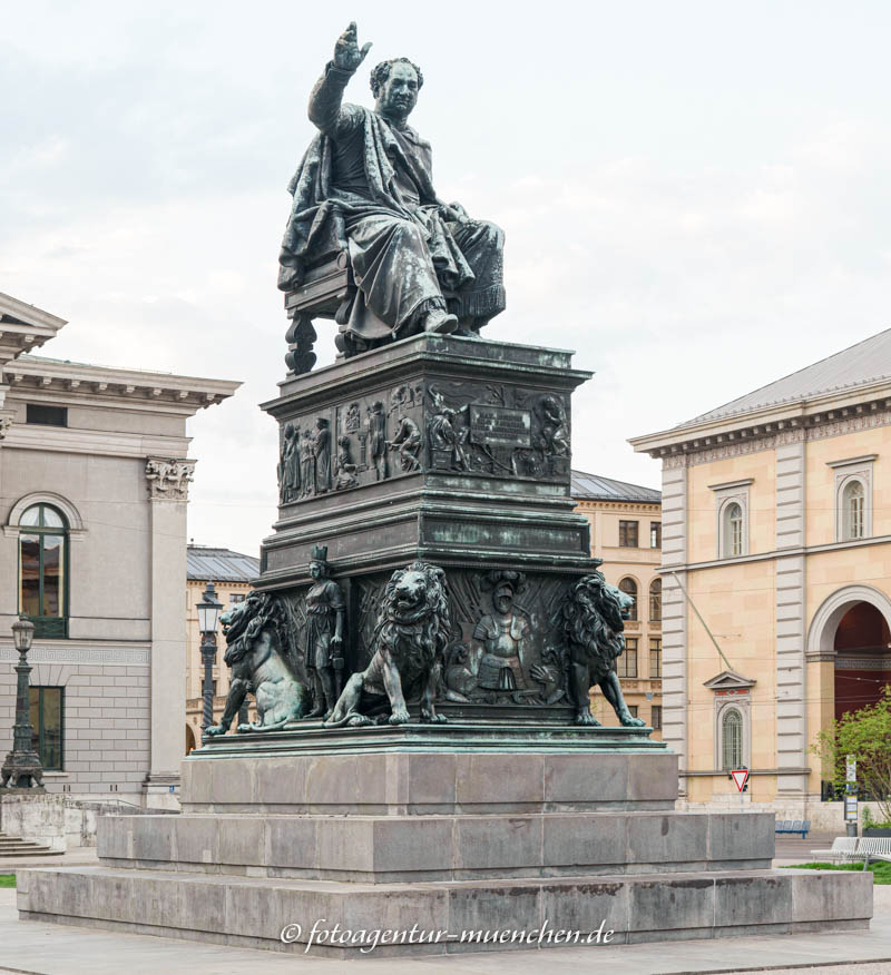 Max-Joseph-Denkmal