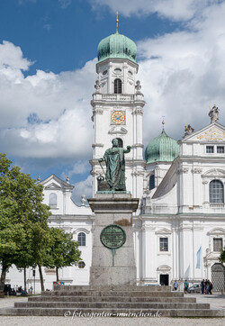  – Max-Denkmal