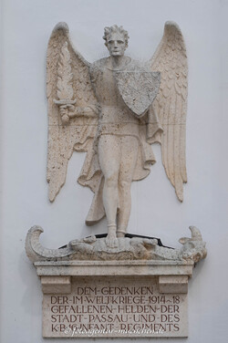  – Kriegerdenkmal am Passauer Dom