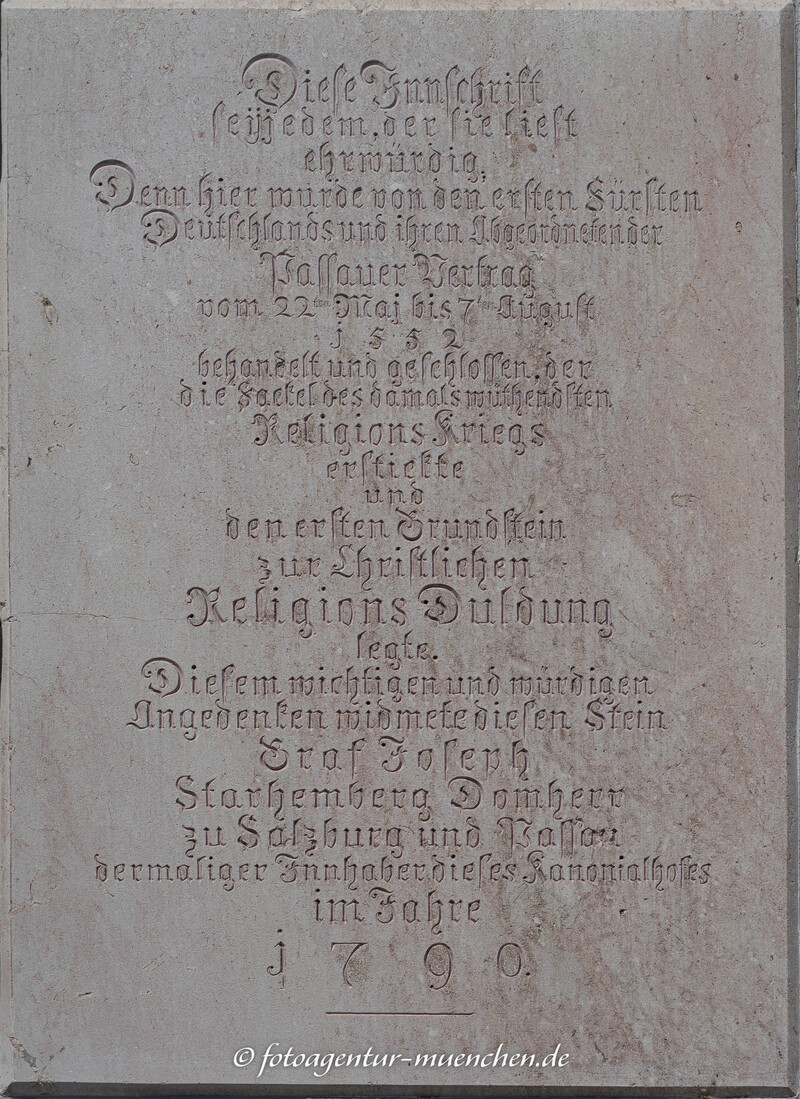 Gedenktafel - Passauer Vertrag