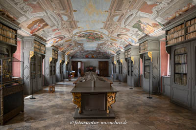 Bibliothek